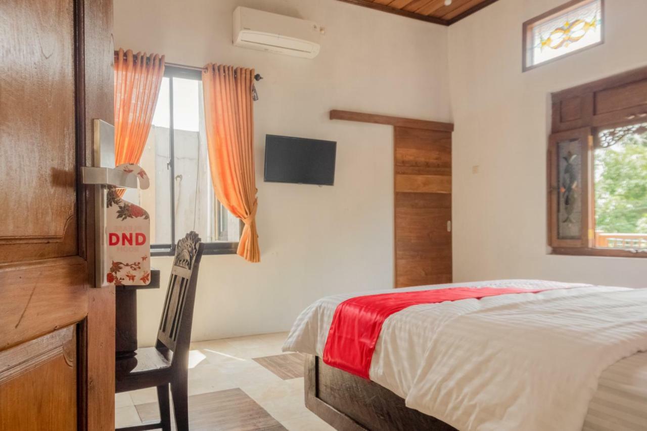 Hotel Batukaras Kalaras Exteriér fotografie