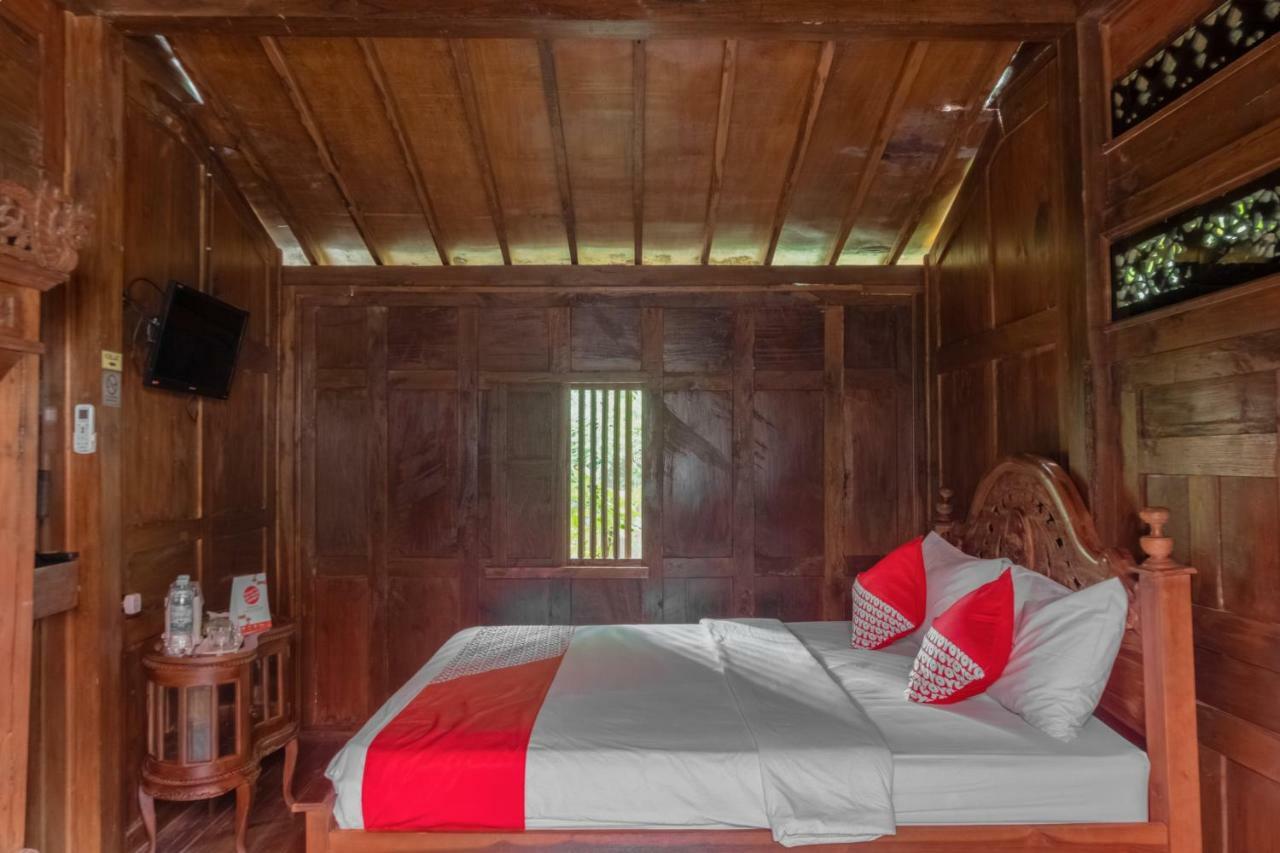 Hotel Batukaras Kalaras Exteriér fotografie