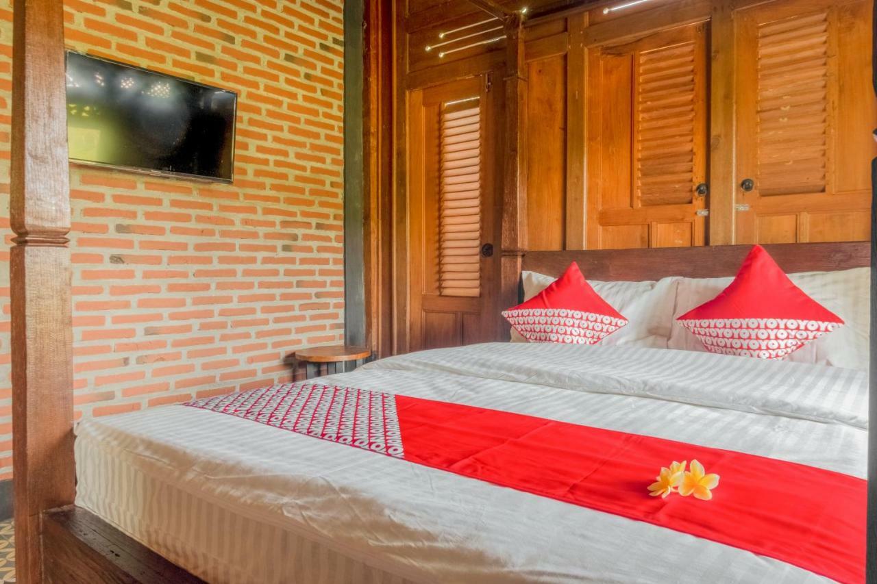 Hotel Batukaras Kalaras Exteriér fotografie